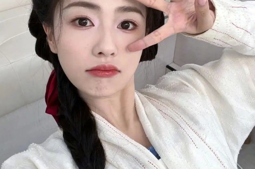 韩安冉恋情再掀波澜：现男友为景区演员曾参加与宋浩然婚礼称已思考分手对策